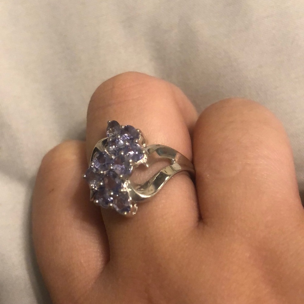 Tanzanite ring - Picture 3 of 3